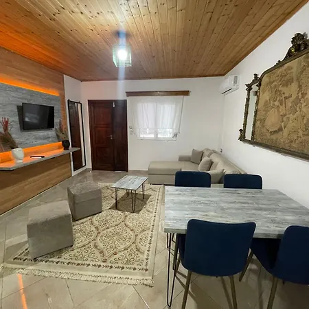 Rian * Gjirokastër