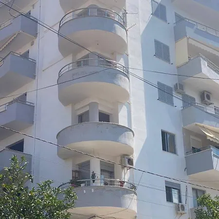 Rian Apartment *